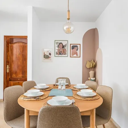 La Nea Apartment *